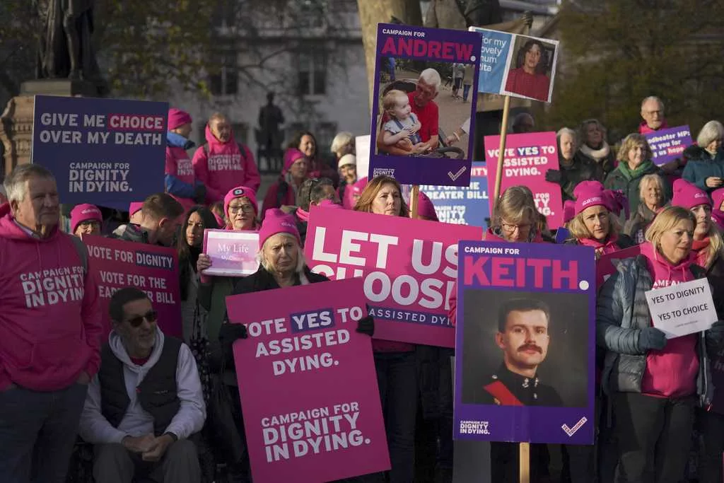 Britain votes in support of assisted dying, after emotional debate that divided lawmakers