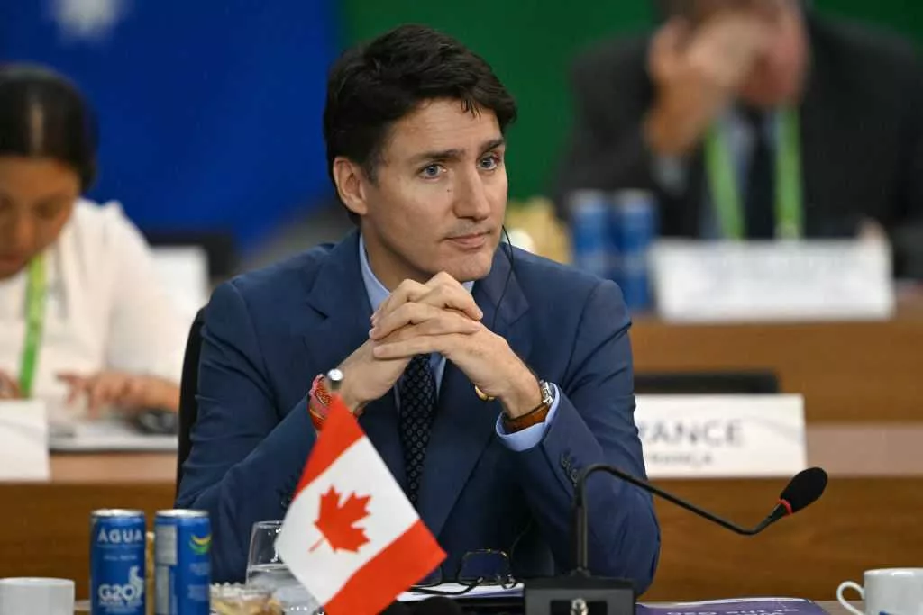 Canadian Prime Minister Trudeau meeting with Trump at Mar-a-Lago on tariffs threat, reports say