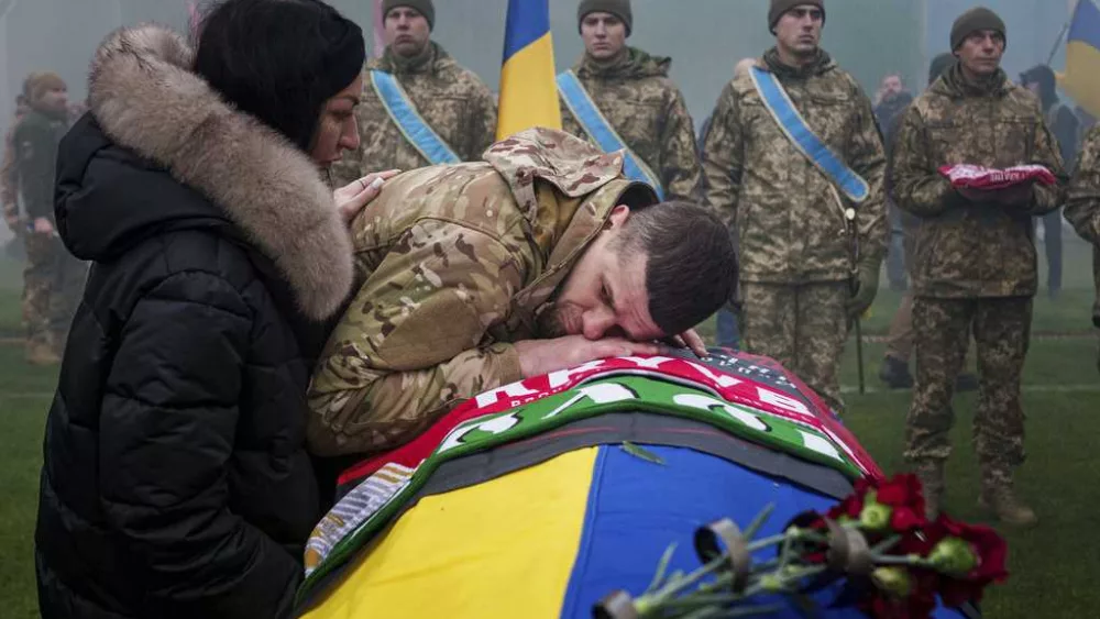 Putin signs off record Russian defense spending as top EU officials visit Kyiv