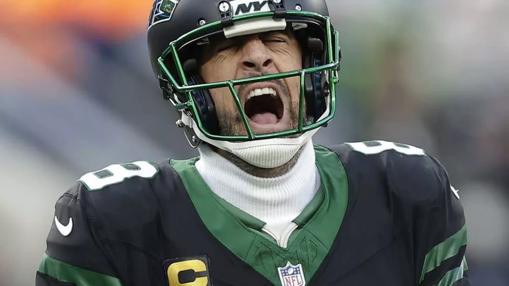 Aaron Rodgers, Jets stall after a promising start; questions arise about his future