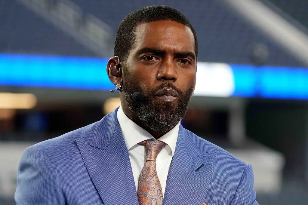 NFL legend Randy Moss asks for 'prayers' while revealing he is 'battling something internally'