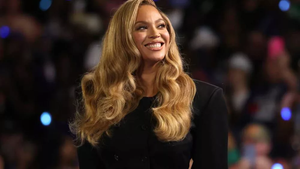 Billboard ranks Beyoncé as the greatest pop star of the 21st century