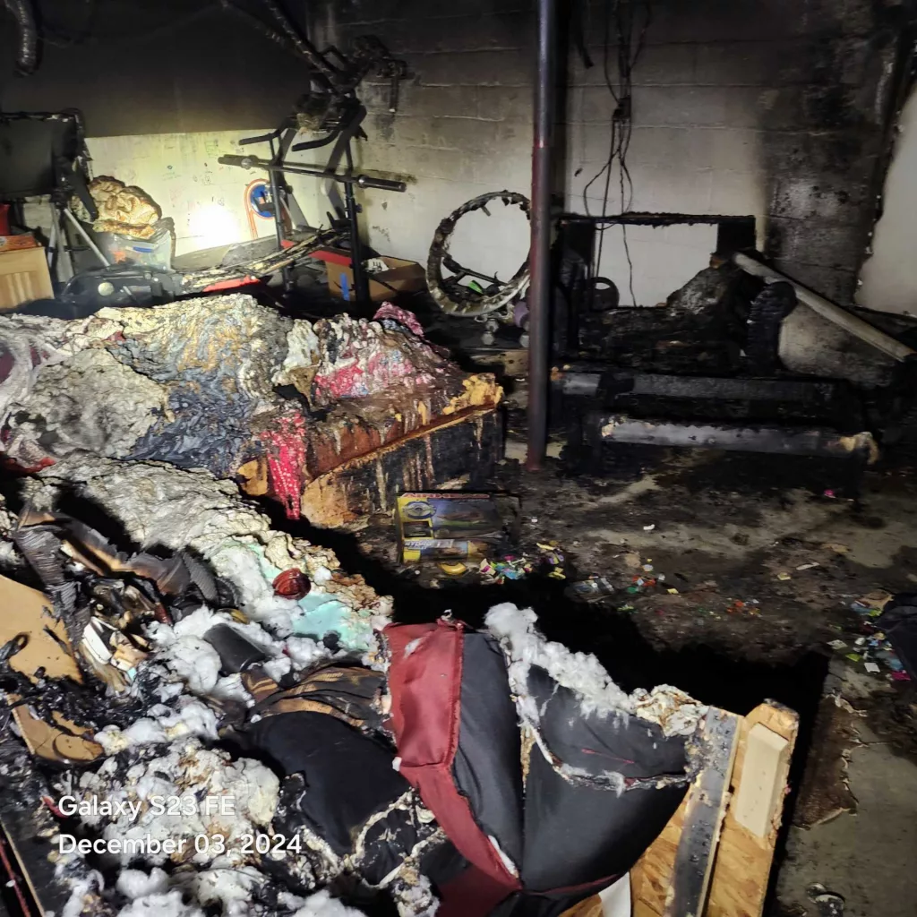 Pennsylvania mom runs back into burning home for daughter, then pets