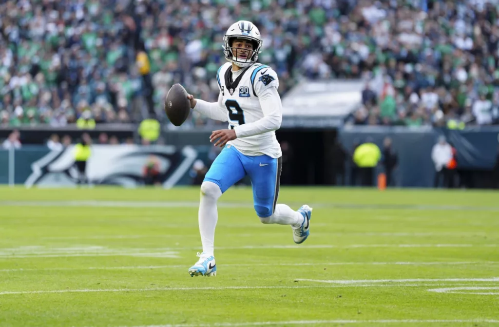 Panthers fall to Eagles in another close one, 22-16