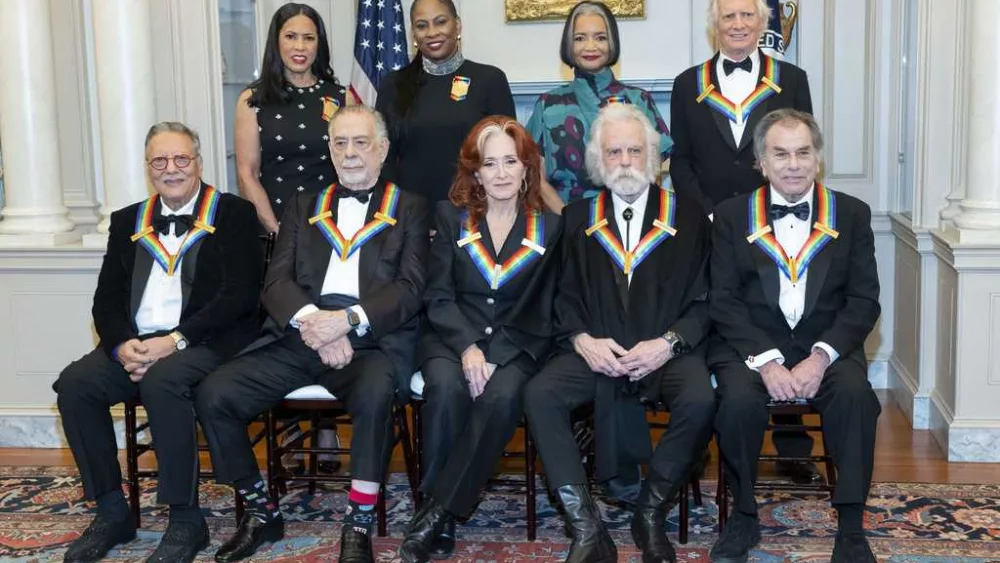Kennedy Center pays tribute to Coppola, the Grateful Dead, Raitt, Sandoval and The Apollo