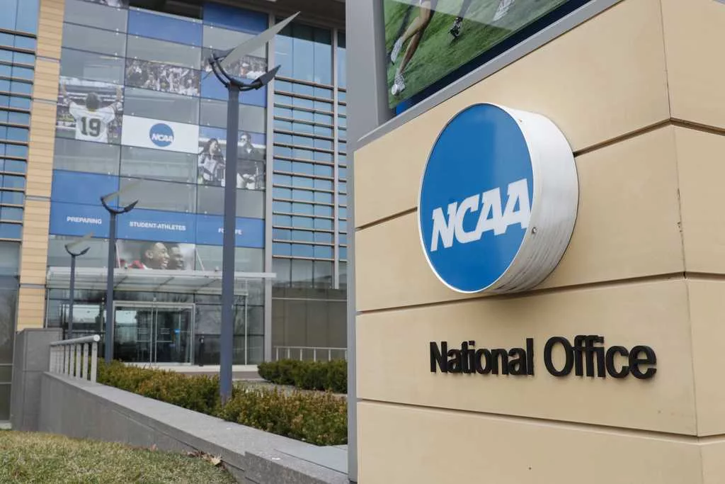 Athletes in $2.8 billion college lawsuit tell judge they want to create a players' association