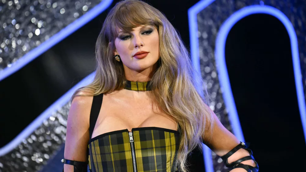 Taylor Swift surpasses Drake as most-decorated Billboard Award winner