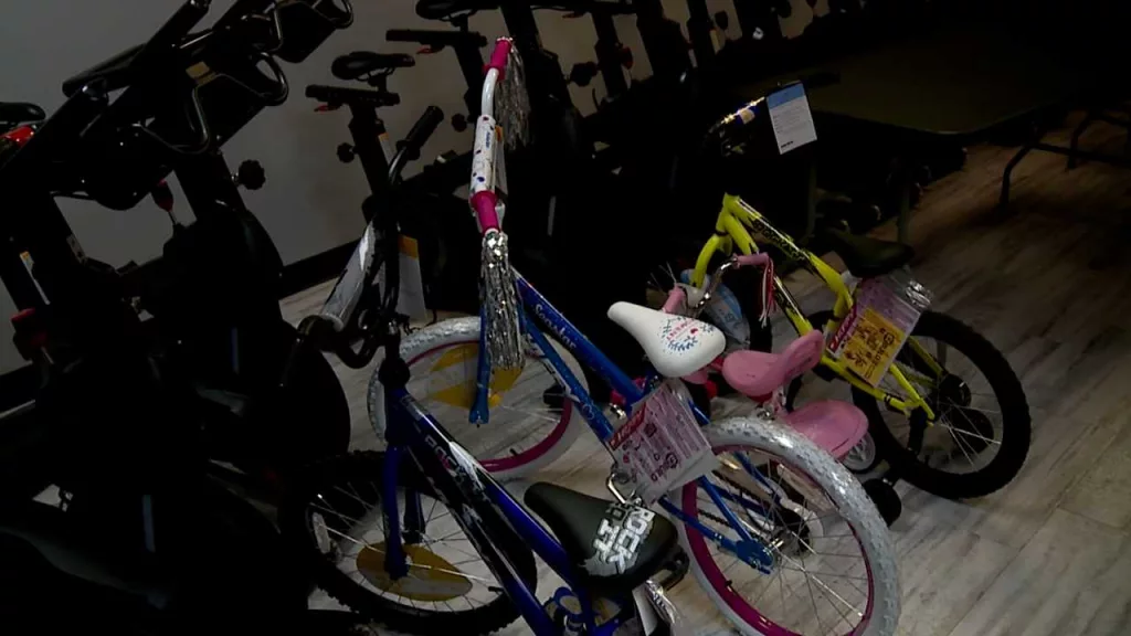 'This benefits kids in our local community': Effingham YMCA Angel Tree