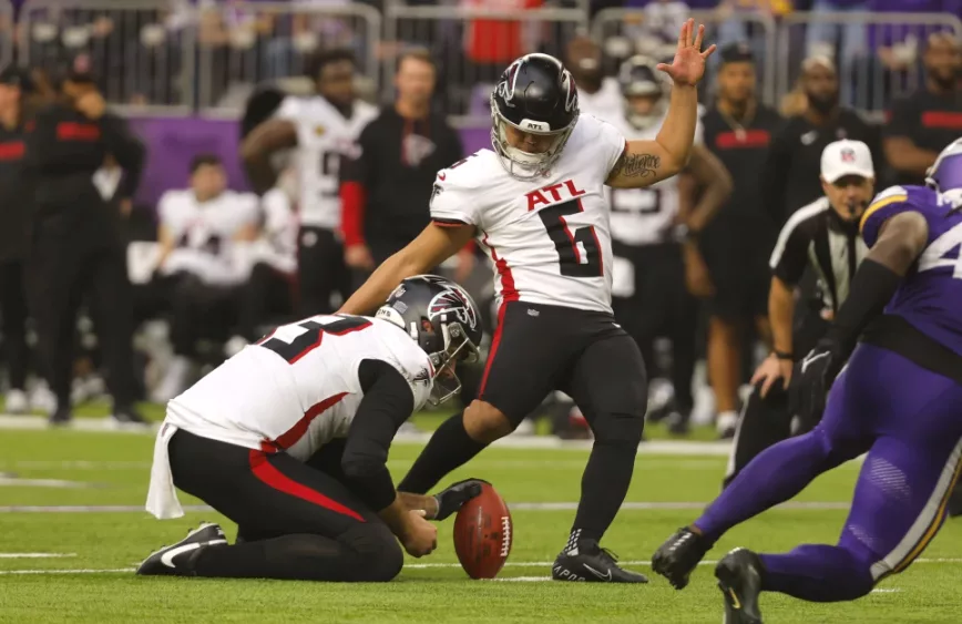Falcons sign kicker Riley Patterson after Younghoe Koo placed on injured reserve