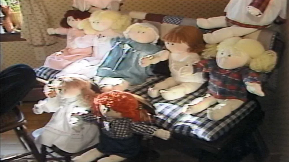 ‘80s DIY! Crafty moms take on Cabbage Patch craze