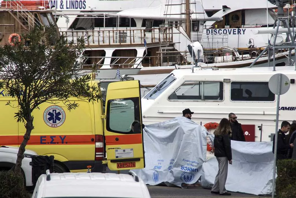 8 dead, 18 rescued as boat carrying migrants capsizes near Greece