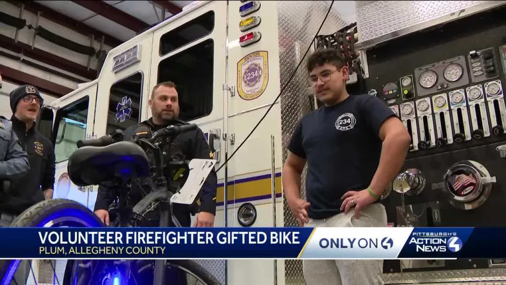 Teen who runs a mile to volunteer as a firefighter gifted brand-new bike
