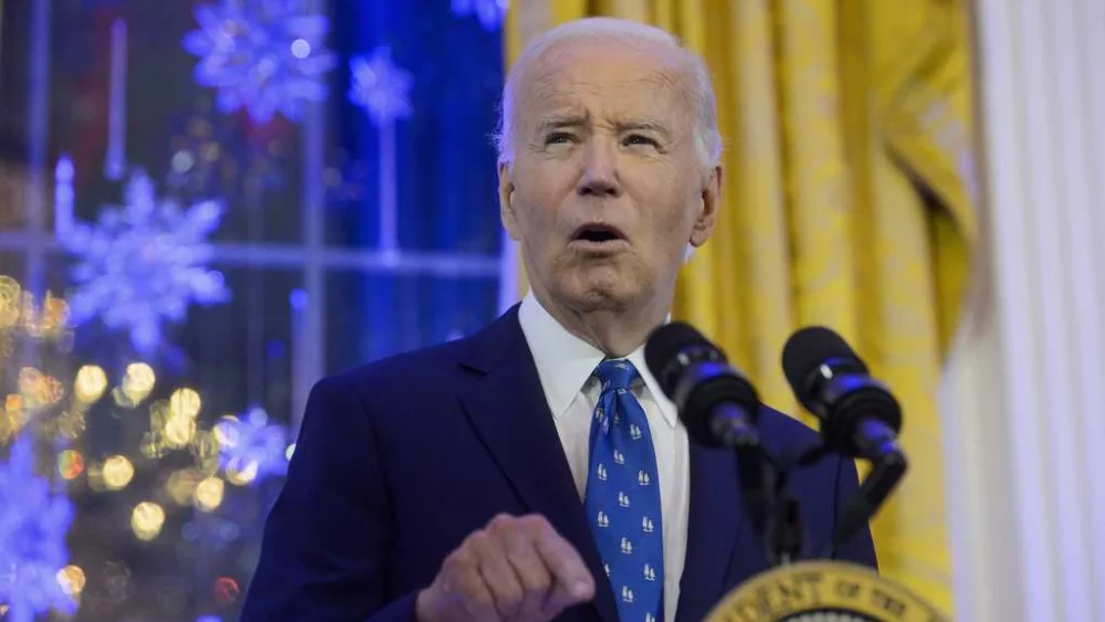 Biden gives life in prison to 37 of 40 federal death row inmates so Trump can't have them executed