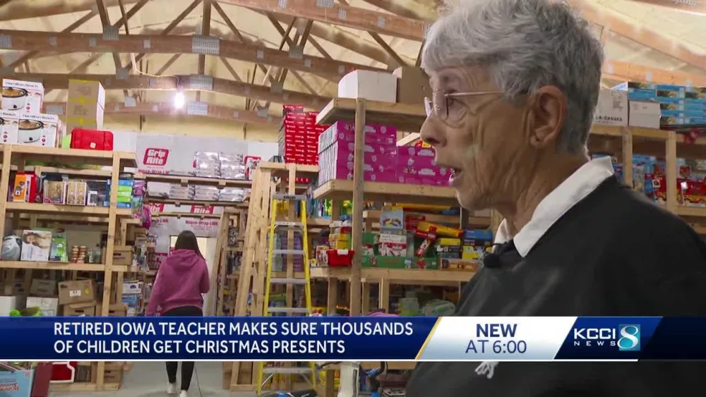 Real-life Mrs. Claus: Retired teacher provides gifts to thousands of kids