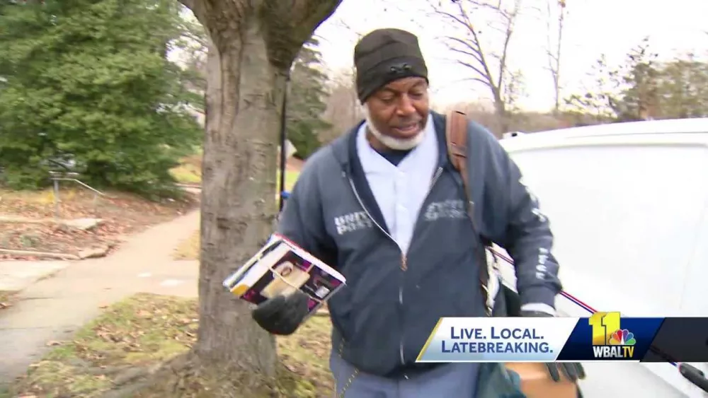 'We have felt his love': Postal service worker retires after 34 years
