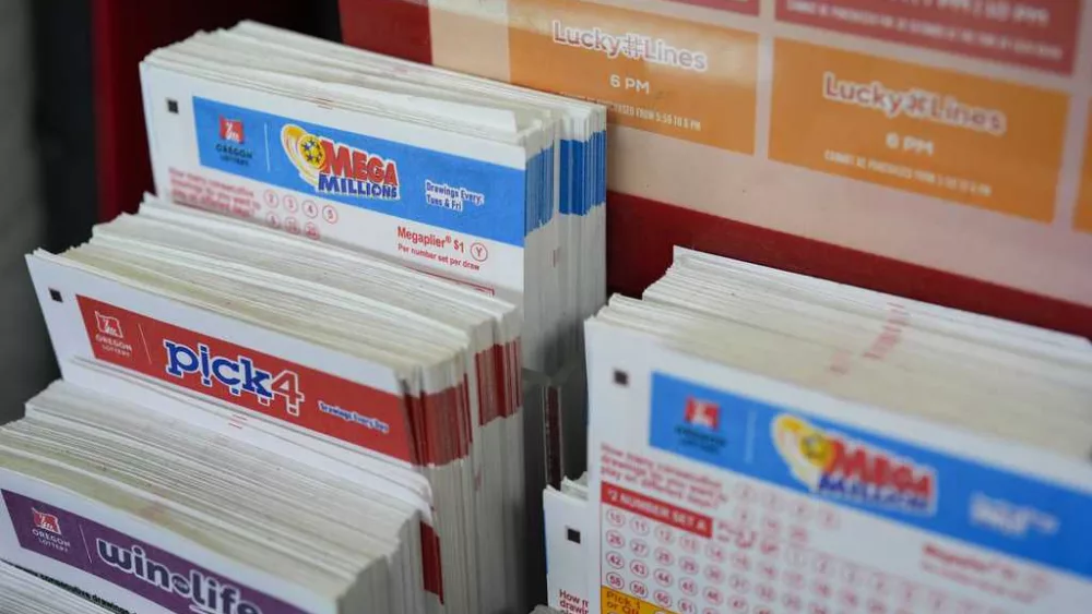 $1 billion Mega Millions numbers announced on Christmas Eve