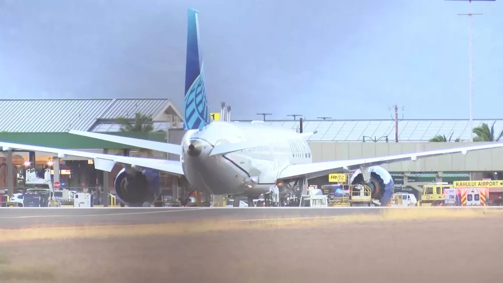 Body found in wheel well of United Airlines plane in Hawaii