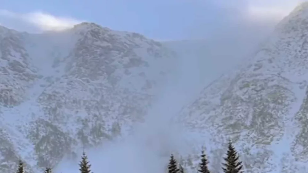 WATCH: Avalanche caught on camera in New Hampshire