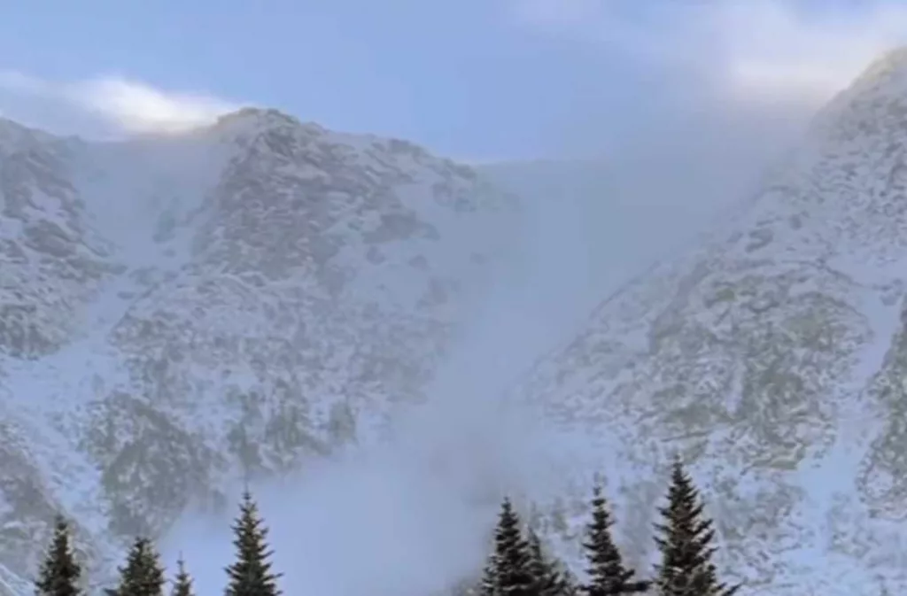 WATCH: Avalanche caught on camera in New Hampshire