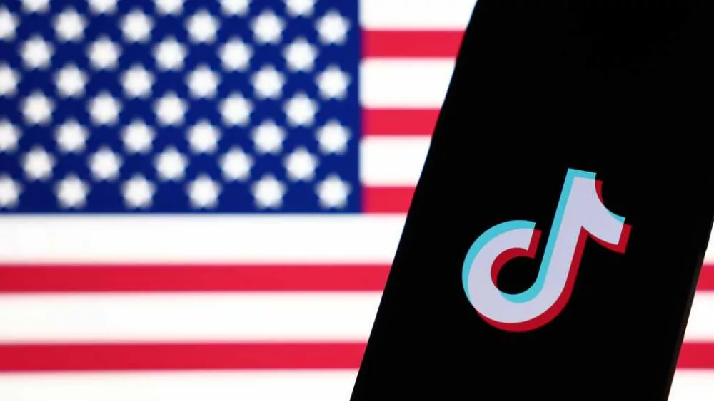 Trump asks Supreme Court to delay TikTok ban
