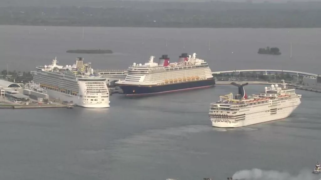 Man goes overboard on cruise ship in Bahamas during Christmas vacation