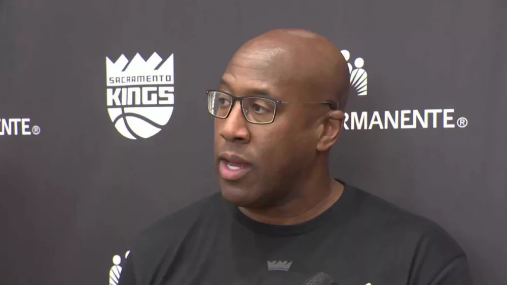 Sacramento fires 2023 Coach of the Year Mike Brown after losing streak