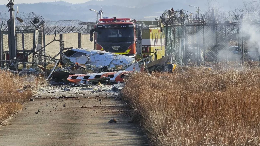 South Korean media report 28 people dead after plane catches fire at airport