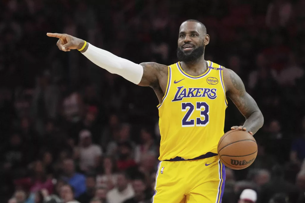 lebron-james-ap26772cd234ddf4