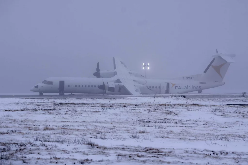 Air Canada Express flight faces suspected landing gear issue
