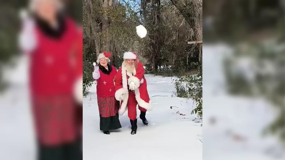 Spotted: Santa and Mrs. Claus throw snowballs in Coastal Georgia