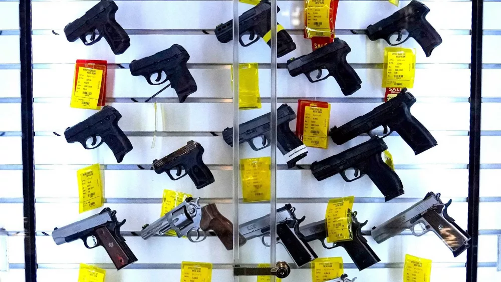 Federal law banning handgun sales to young adults is unconstitutional, court rules