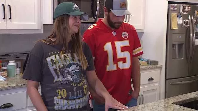 House divided: Will this new baby be a Chiefs or Eagles fan?