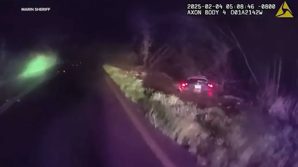 Dramatic bodycam footage shows deputy saving woman from submerged car