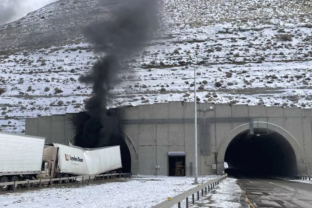 Fiery Wyoming tunnel crash kills at least 2, closes I-80 in both directions