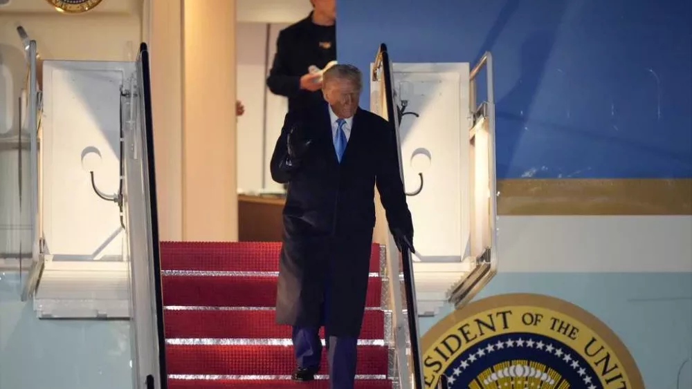 Trump says federal government should 'take over' DC