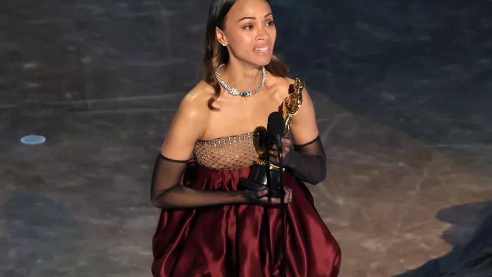 Zoe Saldaña wins Best Supporting Actress Oscar for role in Emilia Pérez