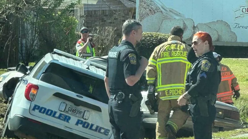 2 people hurt in officer involved crash in Pooler