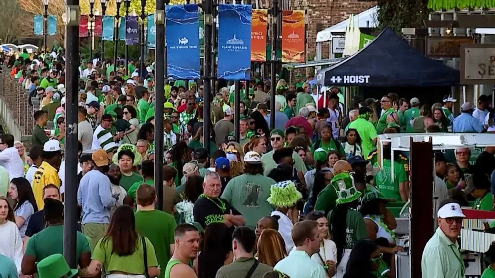 st-pats-crowds-67d0eaefd5db3