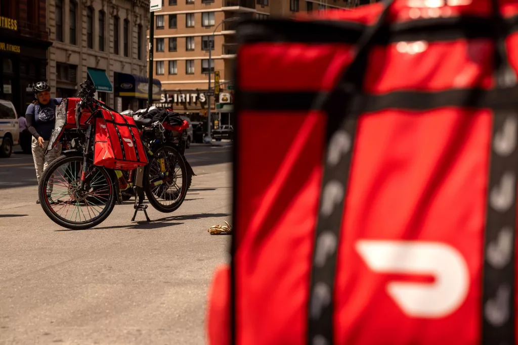 DoorDash will soon let users eat now and pay in installments