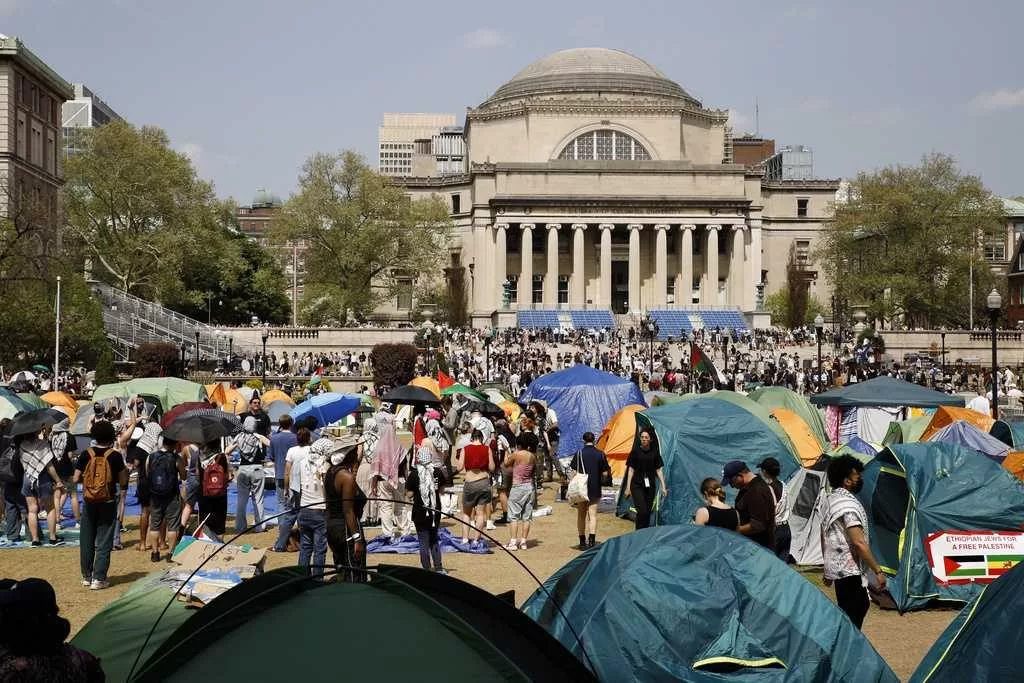 Facing threat of federal funding cuts, Columbia University agrees to policy changes