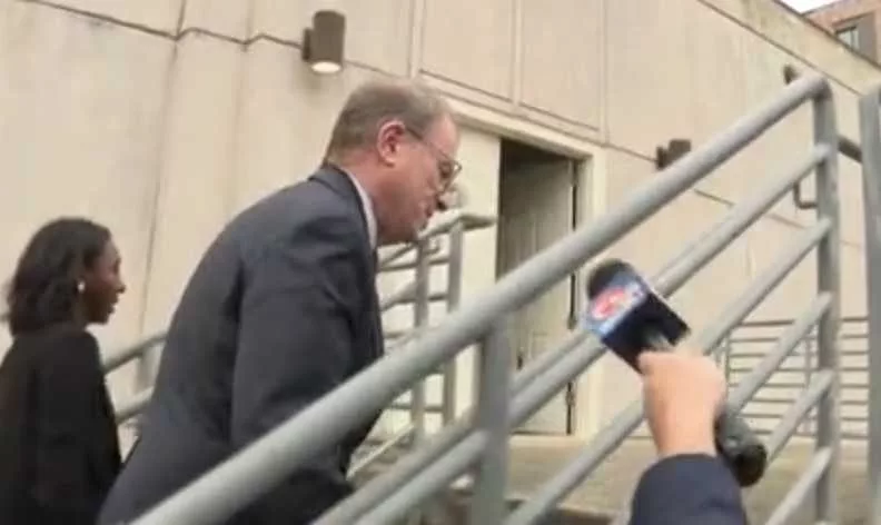 Journalist accidentally added to Signal chat for war plans addresses controversy