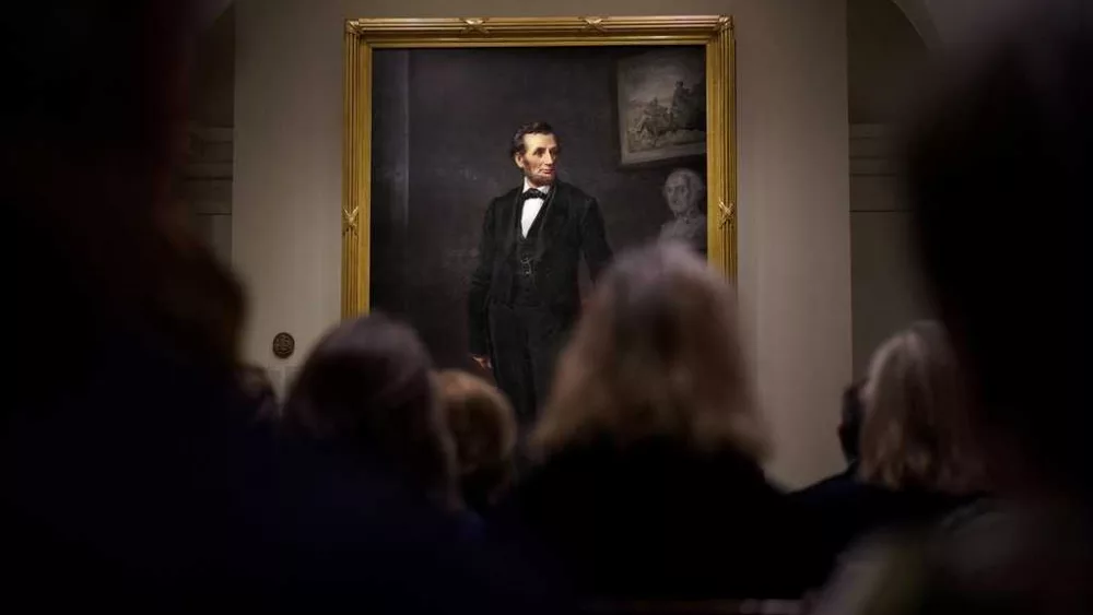 President Trump's order on Smithsonian targets funding to programs with 'improper ideology'