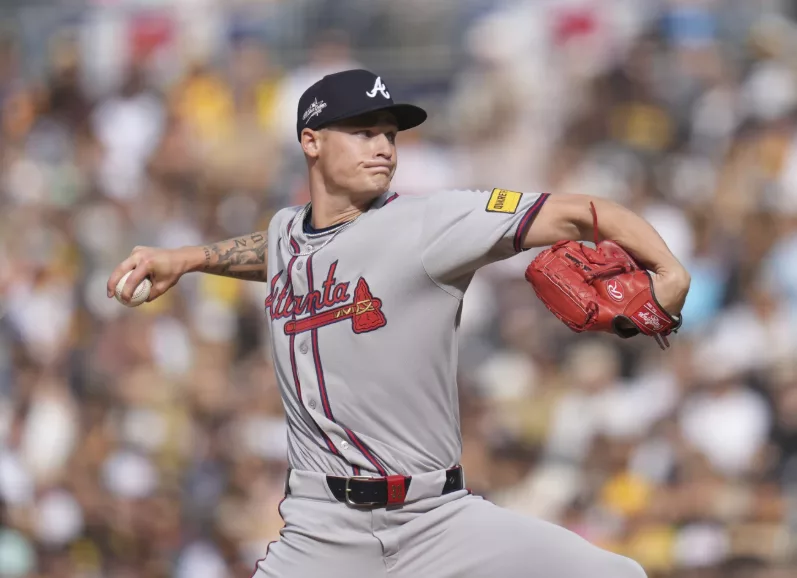 Pivetta brilliant in debut for Padres, who beat Braves 5-0 for 4-game sweep