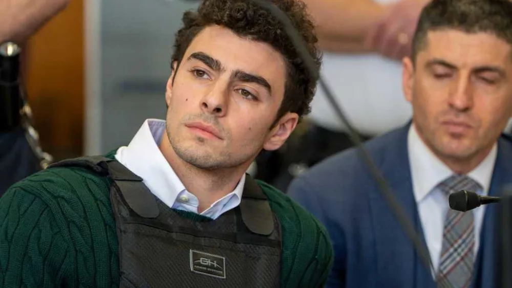 Prosecutors directed to seek death penalty against UnitedHealthcare killing suspect Luigi Mangione