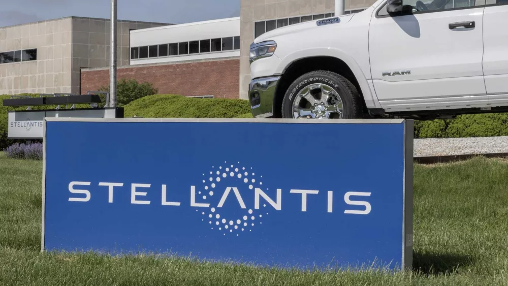 Stellantis to temporarily shut down Canada assembly plant over tariffs
