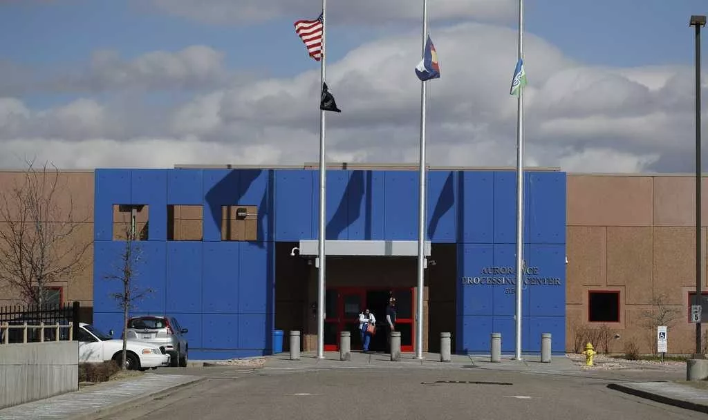 Man who escaped ICE detention in power outage gets caught on Denver bus