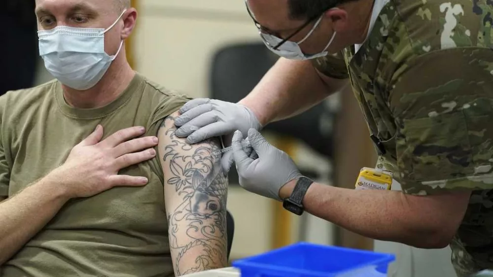Army reenlists soldiers ousted for refusing COVID-19 vaccine