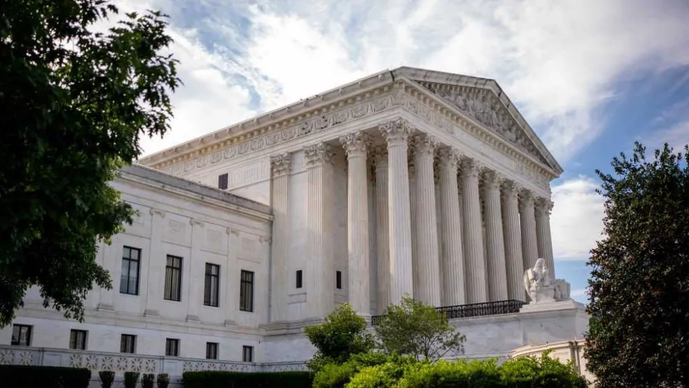 Supreme Court blocks order to reinstate thousands of fired federal employees