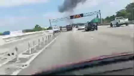 Video shows aftermath of Florida plane crash; investigation underway