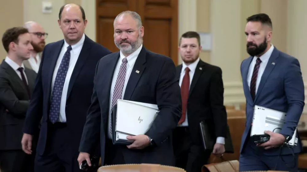 IRS agent who investigated Hunter Biden set to be named IRS acting chief